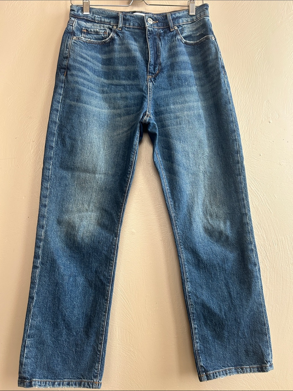 Loft Women’s High Waist Blue Denim Jeans  Straight Fit. Medium/Dark Wash. 27/4.